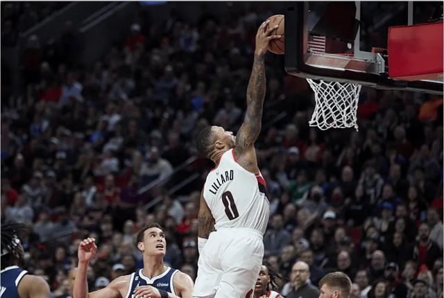 开拓者主场逆转独行侠,利拉德绝杀 开拓者主场逆转独行侠,利拉德绝杀