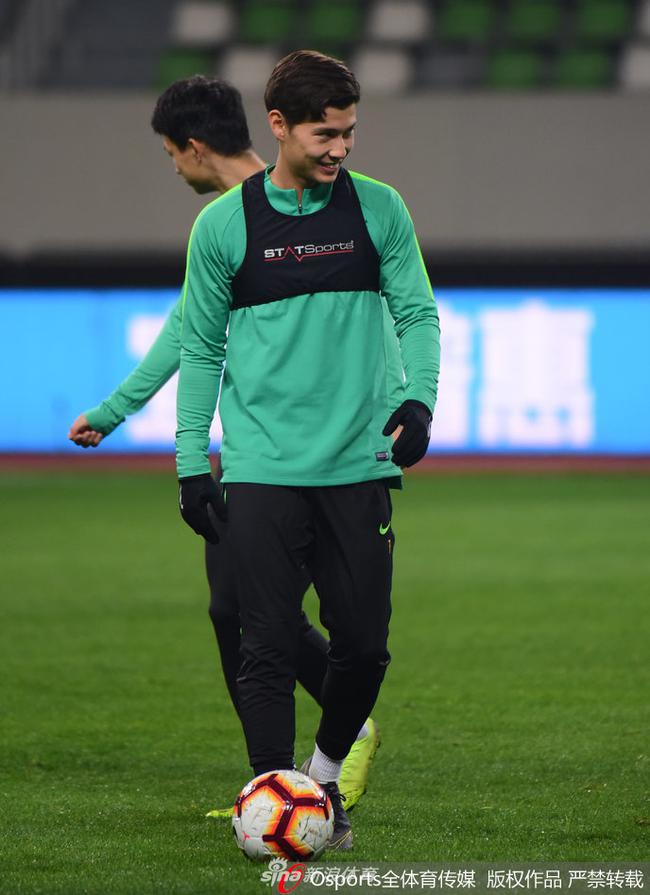 关于竞技大赛,球员们尽展自我,场外观众尽兴的信息 关于竞技大赛,球员们尽展自我,场外观众尽兴的信息