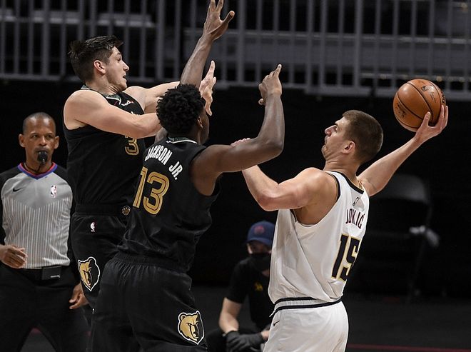 关于吉林队碾压山东队，约基奇扛起全队的信息