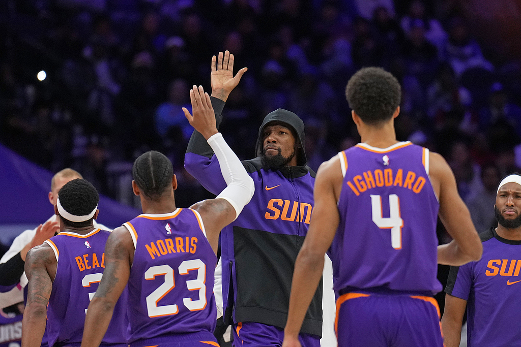 76人碾压掘金，杜兰特刷新纪录