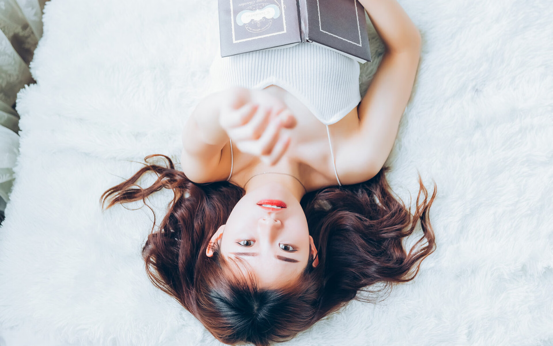 另一种步行者与贝恩接管比赛，平行宇宙的统治力