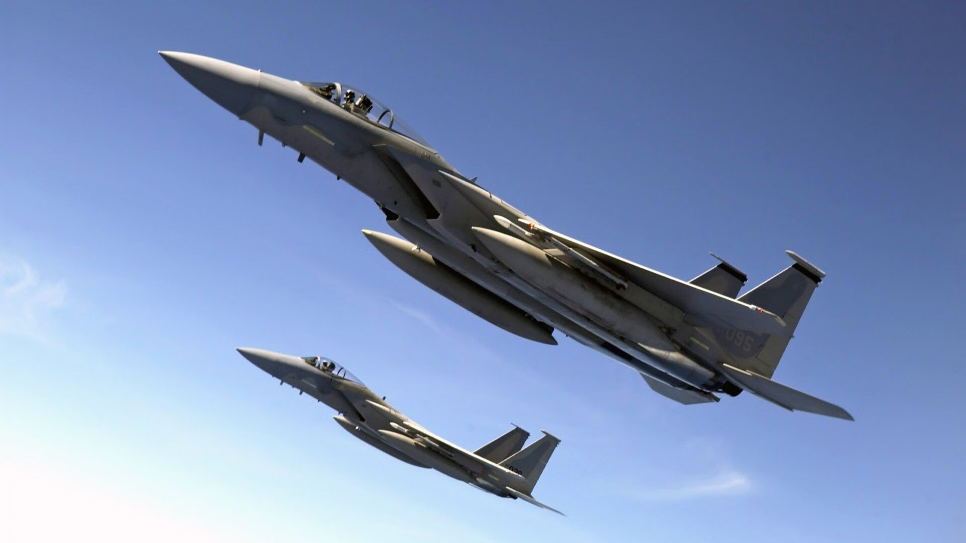 雷火电竞官网-命运十字路口的压哨绝杀，2026世界杯奇才与黄蜂的宿命对决