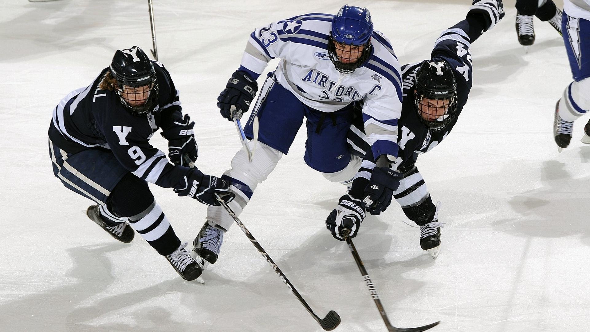 班凯罗42分撕裂时空，勇士争冠战逆转新疆铁骑