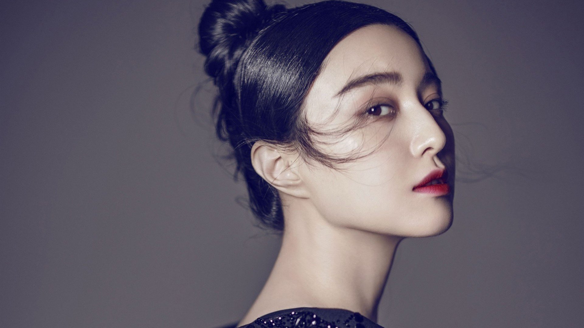 血拼之夜，掘金与开拓者的巅峰对决，东契奇致命一击定乾坤